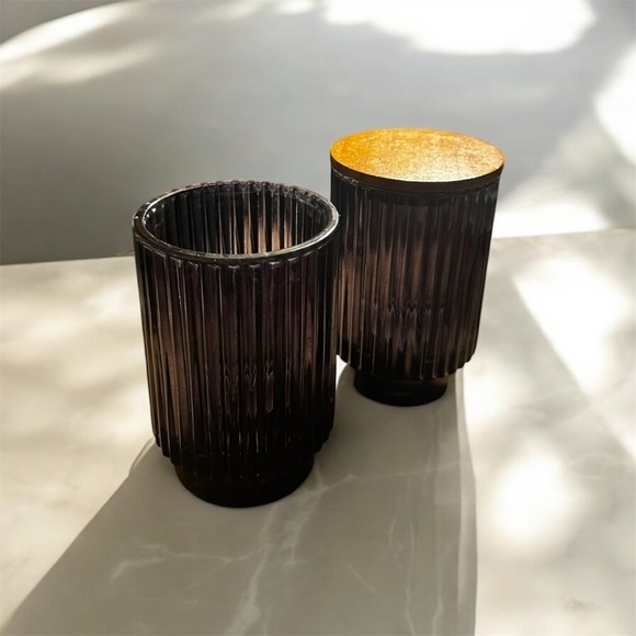 2 Stripe Texture Translucent Black Cups with One Wooden Lid - Picture 1 of 11